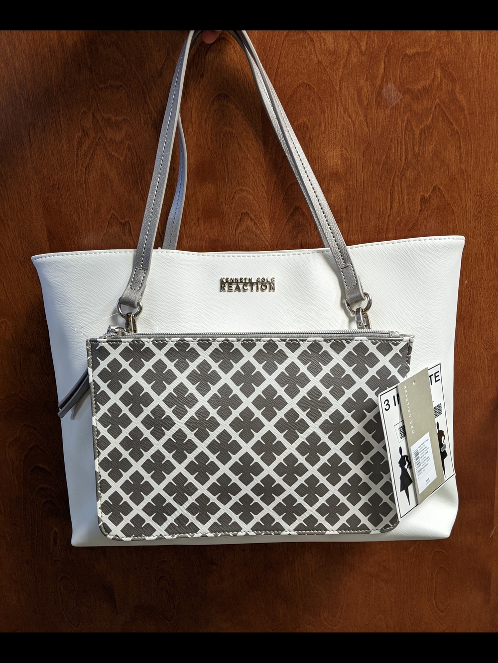 Kenneth Cole Reaction Dynamo Tote - Clover Shopper - White/Silver - New w/ Tags